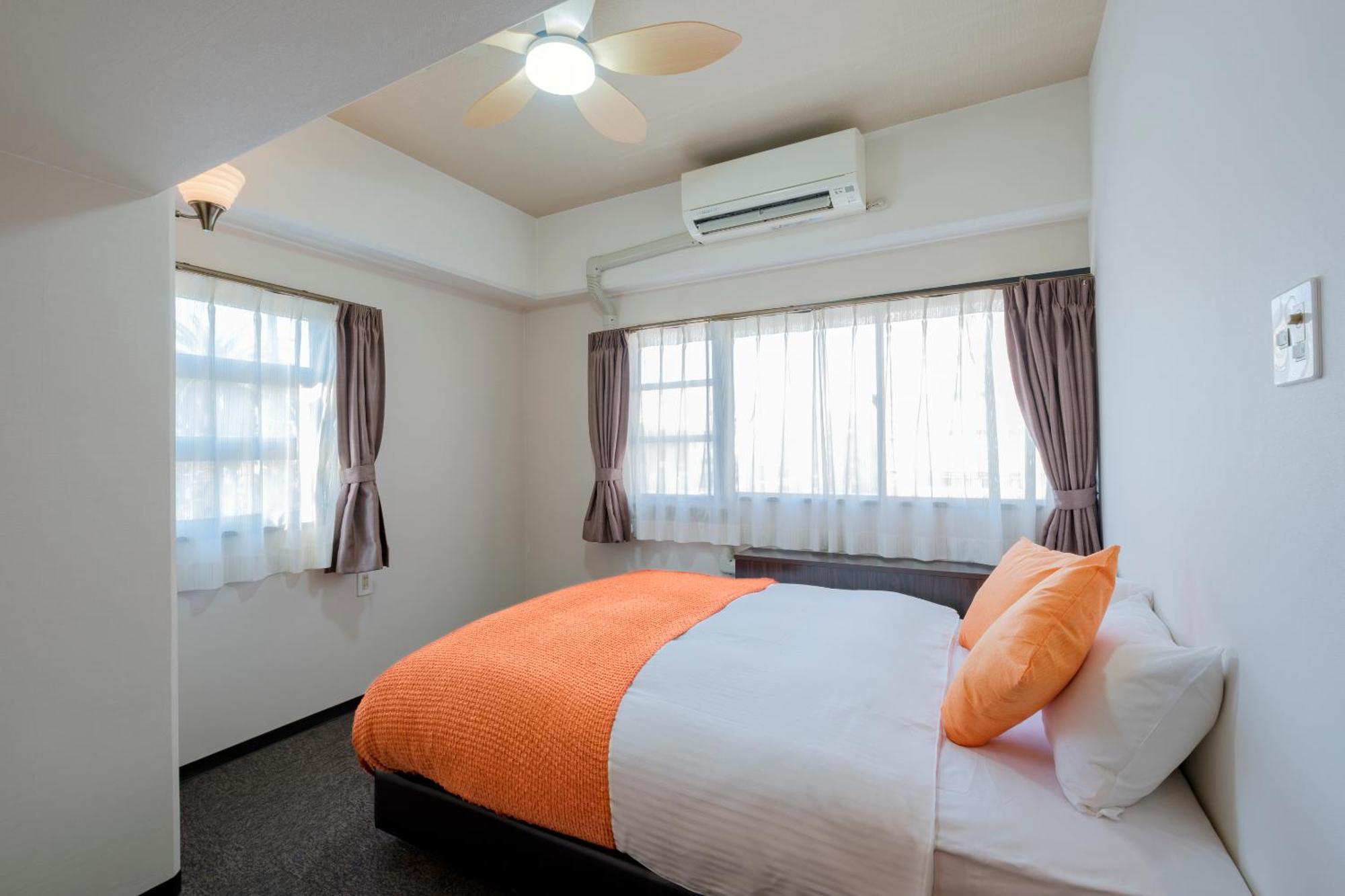 Hotel Mango *